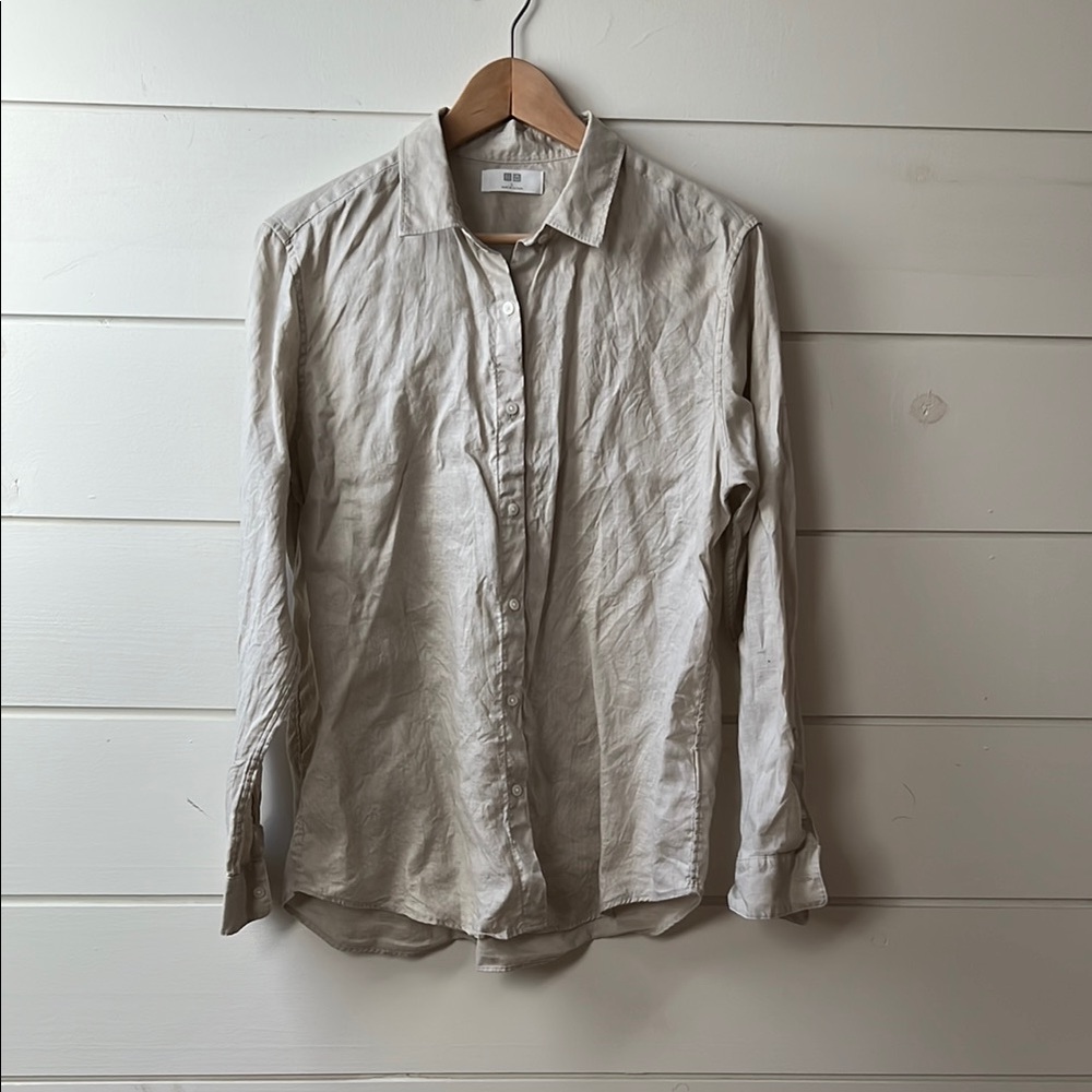 Uniqlo Women’s Linen Casual Button Down Shirt in Natural